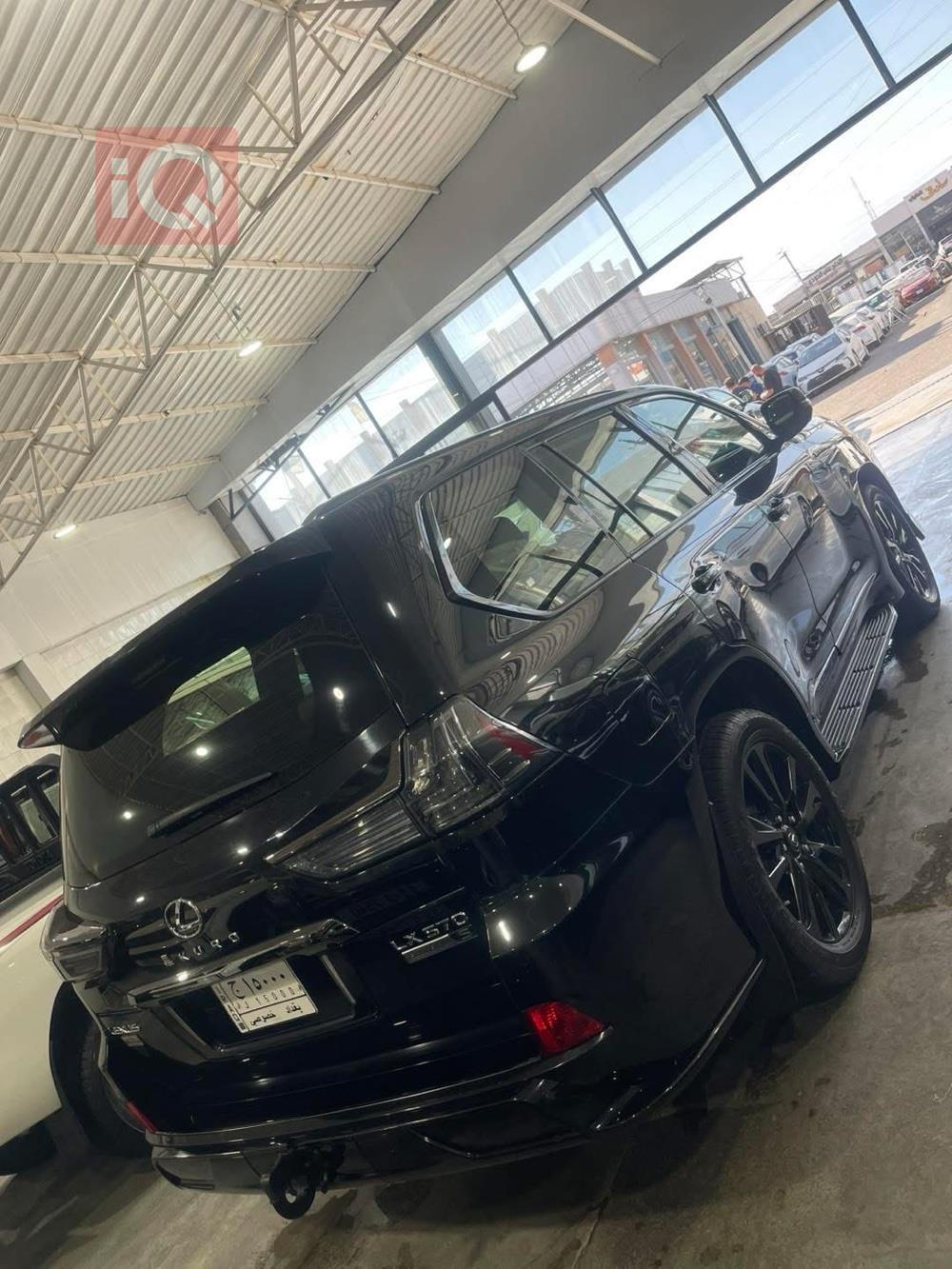 Lexus LX